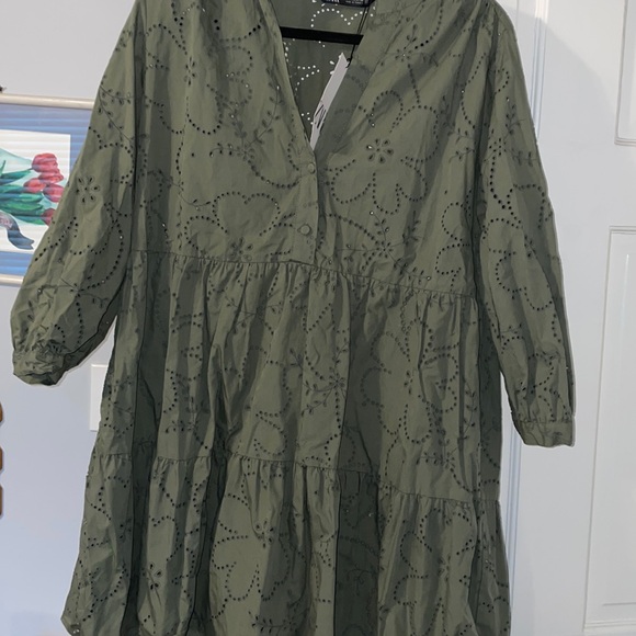 Zara Eyelet Olive Green Dress - Picture 4 of 7